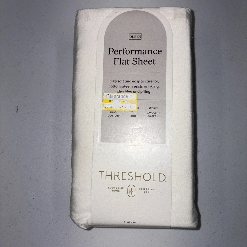 Threshold 400 Thread Count Performance Flat Sheet Sour Cream Queen*